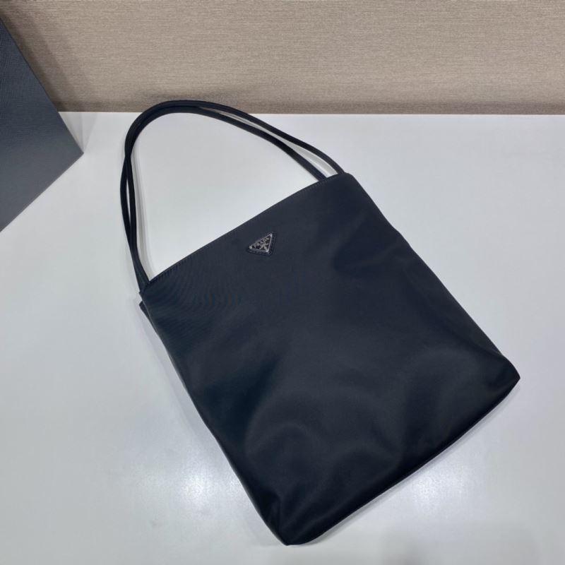 Pra*a tote bags
